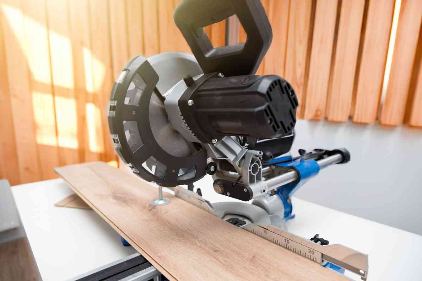 南京林业大学研发振动传感技术，实现木材水分快速无损检测(图1)