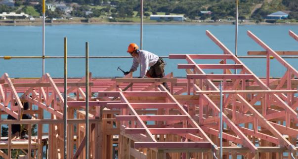 家族企业坚守下的木材业:在低需求与高成本中挣扎求生(图1) 家族企业坚守下的木材业:在低需求与高成本中挣扎求生(图1)