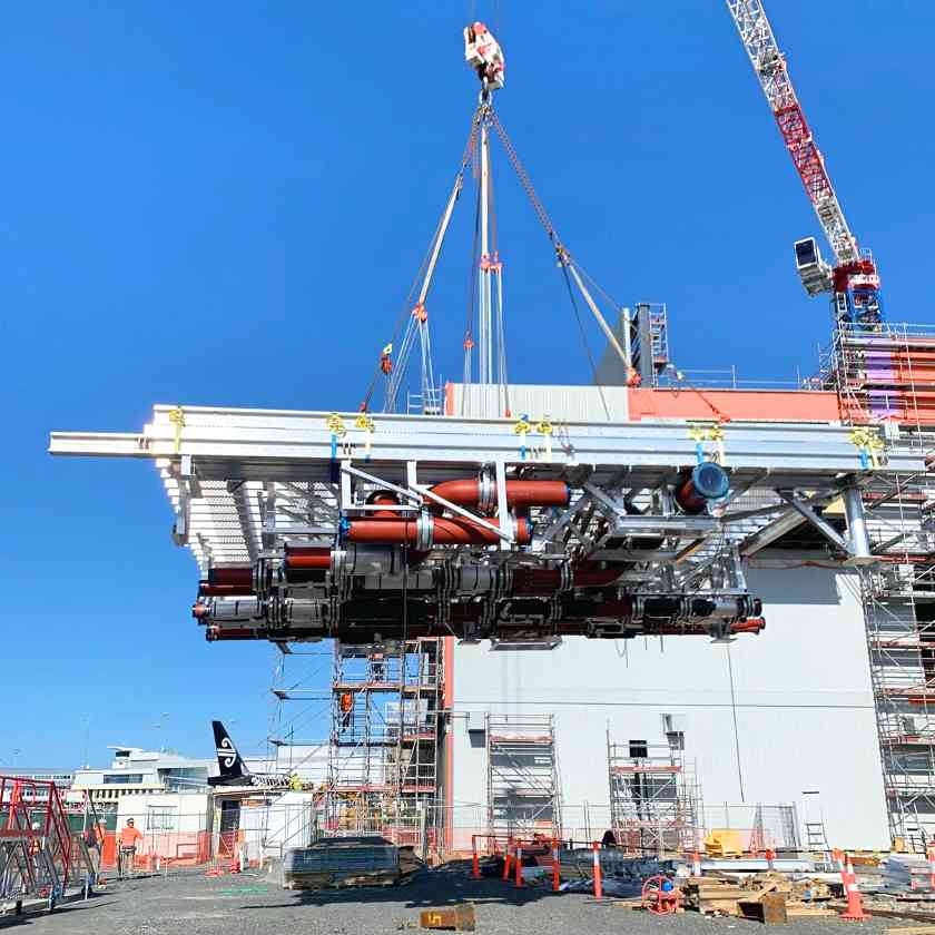 新西兰航空 4 号机库里程碑:27 米高机库门安装完成,世界最大单跨木机库将启用(图3) 新西兰航空 4 号机库里程碑:27 米高机库门安装完成,世界最大单跨木机库将启用(图3)