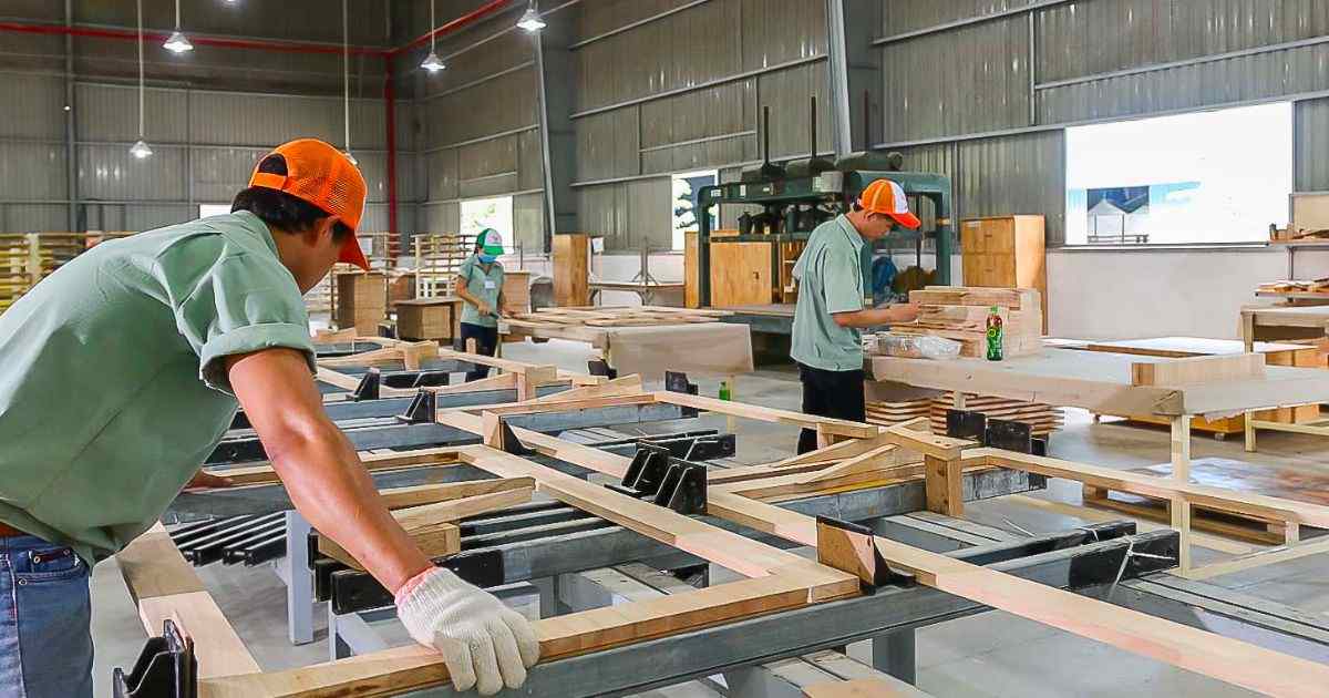 若美联储今年降息,会对木材行业造成什么影响?(图1) 若美联储今年降息,会对木材行业造成什么影响?(图1)