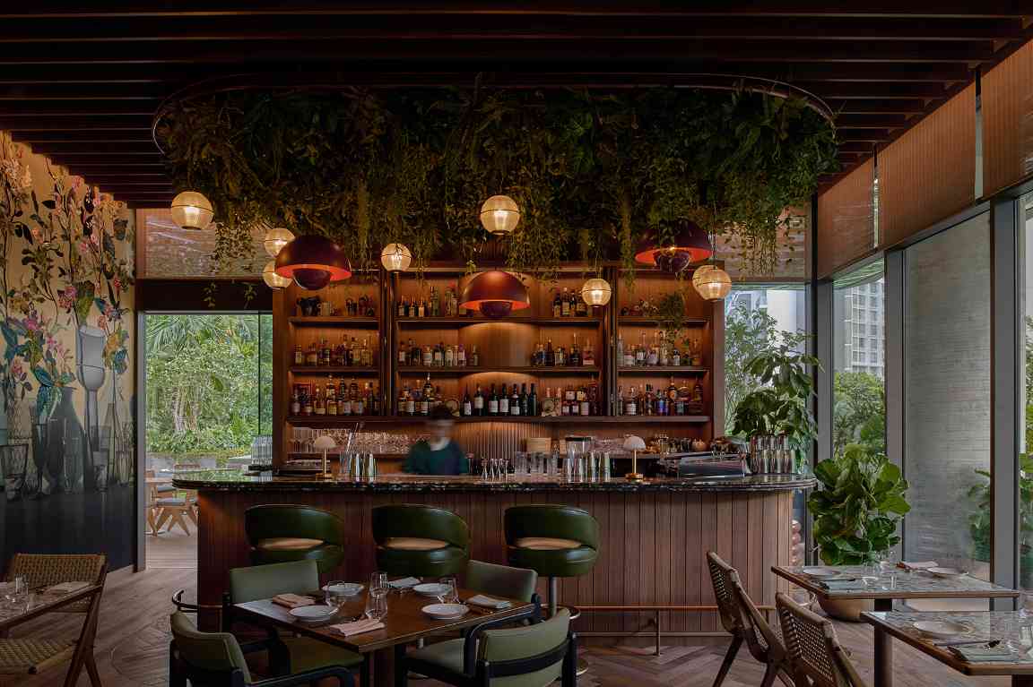 新加坡Kaya餐厅用美国硬木书写温暖设计哲学(图1) 新加坡Kaya餐厅用美国硬木书写温暖设计哲学(图1)