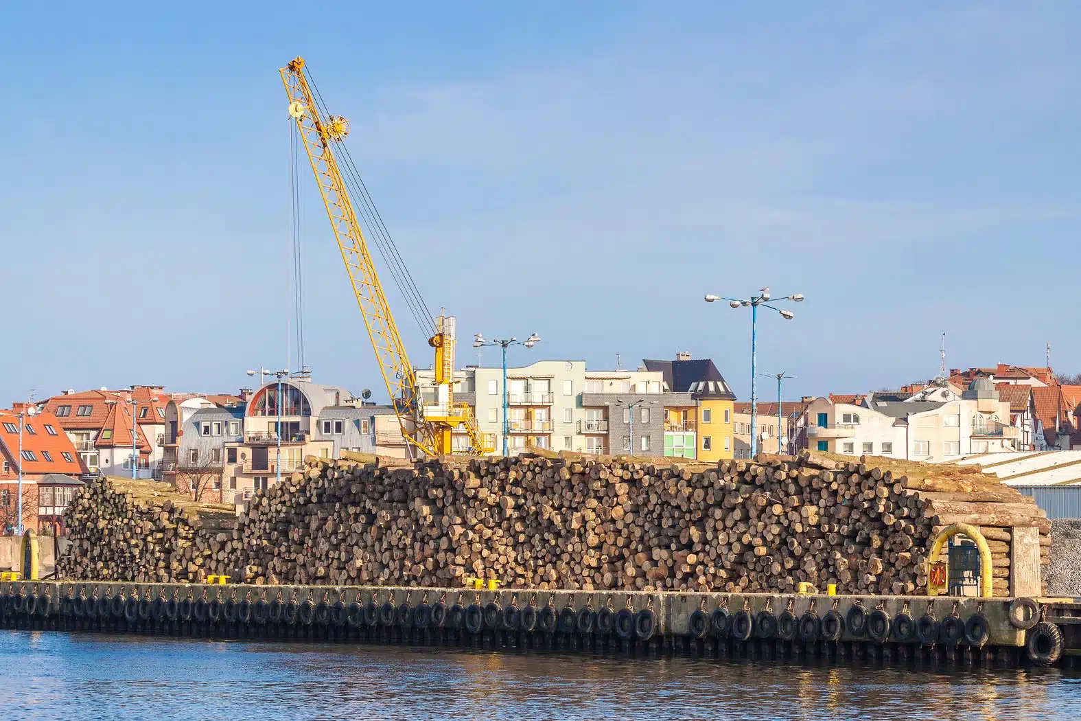 从中国到哈萨克斯坦：俄白木材如何绕过欧盟制裁？(图2)