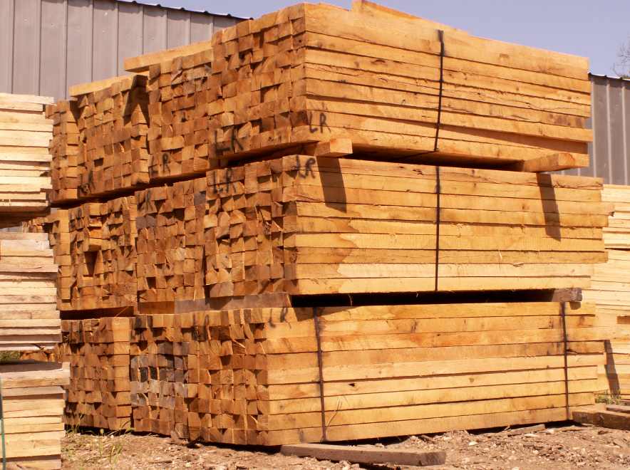 一夜之间,木材行业上百名工人突然失业!罪魁祸首竟是这一纸禁令(图1) 一夜之间,木材行业上百名工人突然失业!罪魁祸首竟是这一纸禁令(图1)