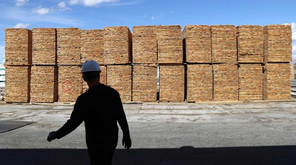 突发!三家锯木厂削减40%产量,规模相当于一整座工厂!(图2) 突发!三家锯木厂削减40%产量,规模相当于一整座工厂!(图2)