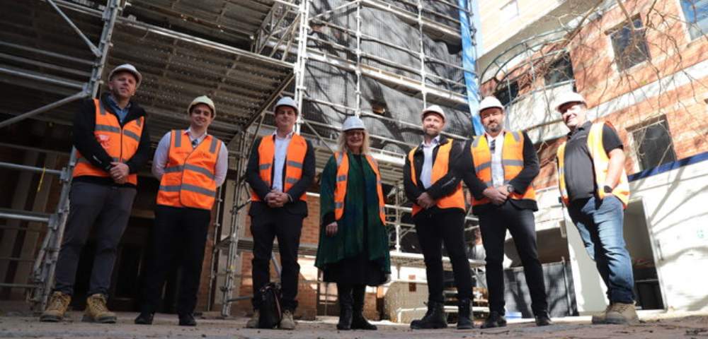 百年靴厂焕发新生:邦迪枢纽历史建筑获澳大利亚顶级木材设计大奖(图3) 百年靴厂焕发新生:邦迪枢纽历史建筑获澳大利亚顶级木材设计大奖(图3)